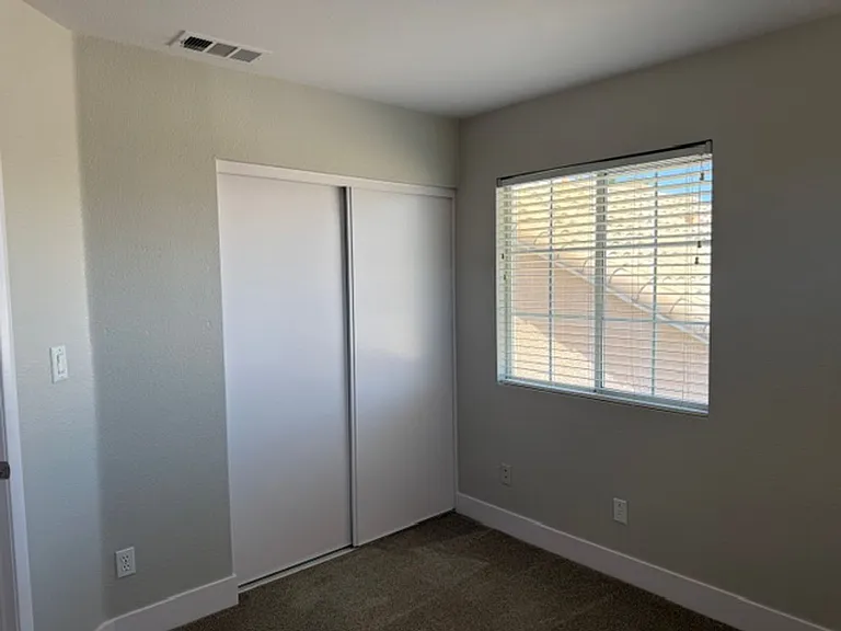 1528 Splinter Rock Way — Photo 48