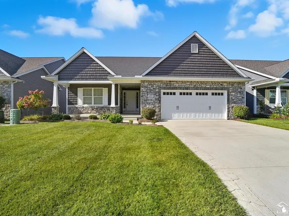 6837 Summerlyn Lakes Dr, Lambertville, MI 48144