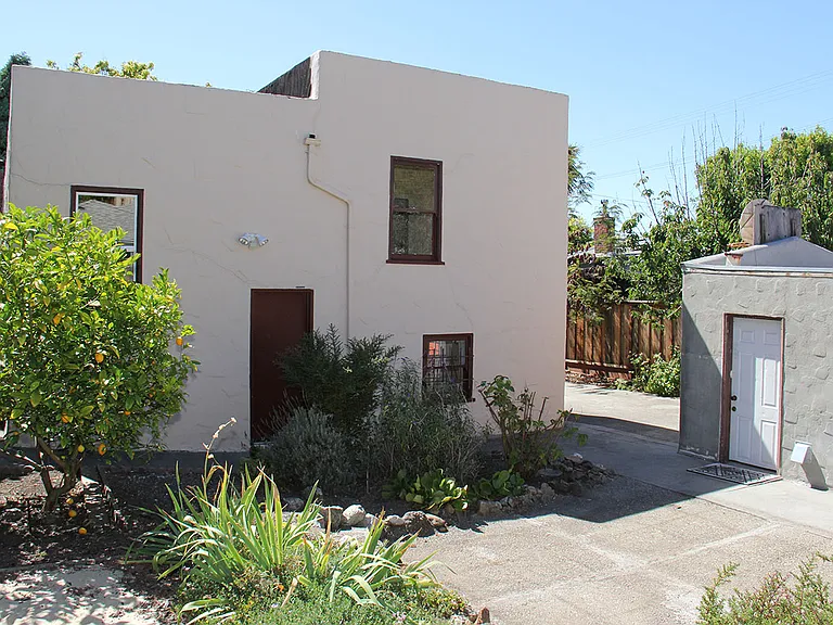 805 San Carlos Ave — Photo 42