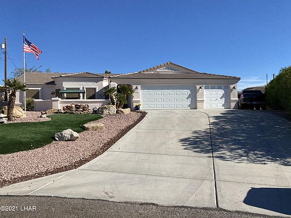 3rd image of 1352 Arroyo Dr