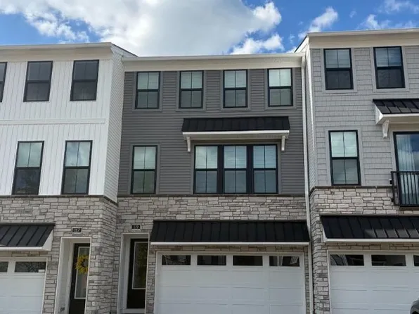 120 Brianna Ct, Chalfont, PA 18914