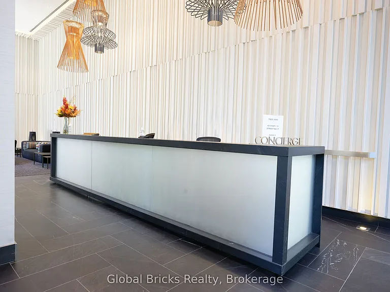 42 Charles St E #2509 — Photo 3