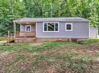 1226 Newfound Rd, Leicester, NC 28748