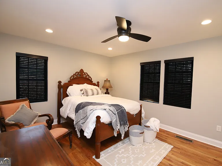 1007 Vernon St #B — Photo 16