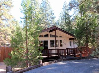 25100 Coulter Dr, Idyllwild, CA 92549