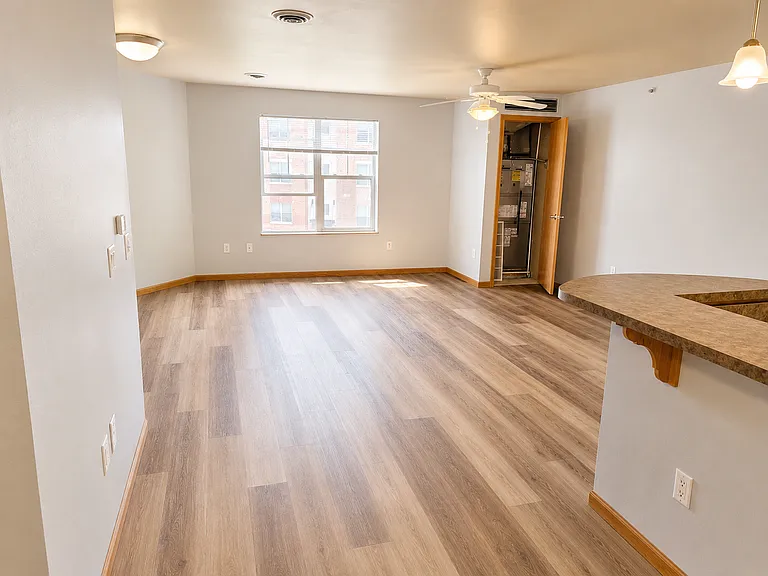 Cannery Square Apartments — Photo 11