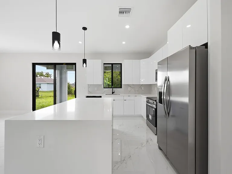 1299 Barton Ave — Photo 27
