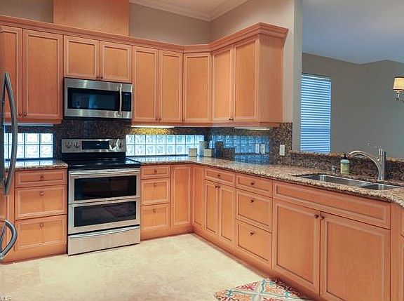 3rd image of 15660 Catalpa Cove Dr