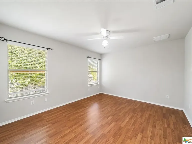 313 Wimberley St — Photo 14