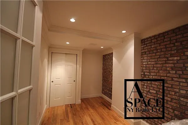 Rented by A Space Realty NY LLC | media 6