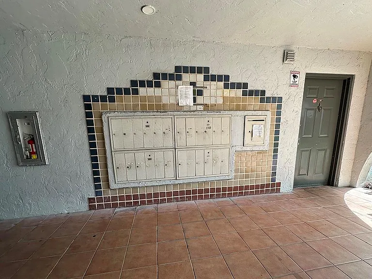 1900 N Congress Ave #407 — Photo 17