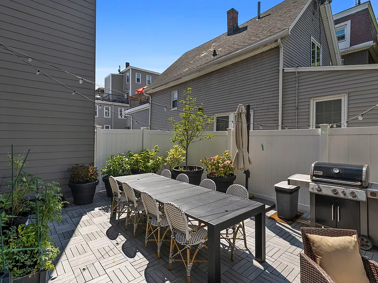 101 Condor St #205 — Photo 17