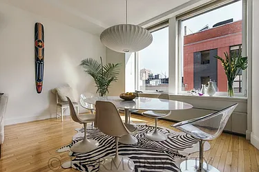 Sold by Harmonycity Corp.