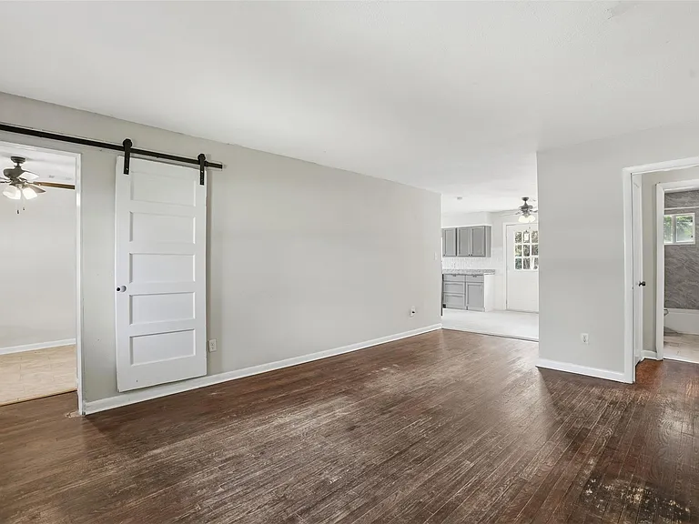 7301 Conley St — Photo 8