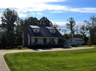 2394 King Billings Rd, Traphill, NC 28685