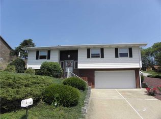 306 W 11th St, Donora, PA 15033