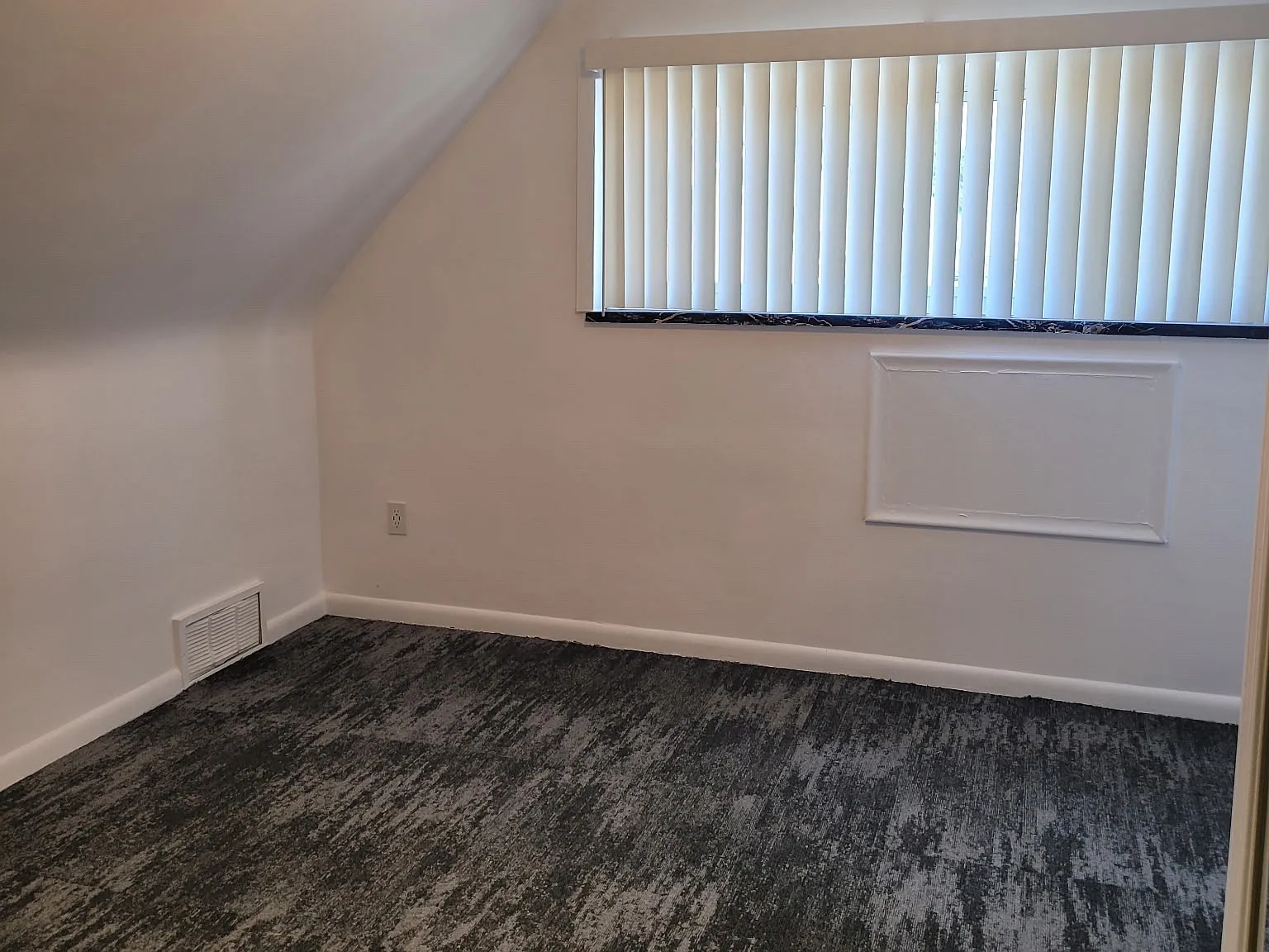 1 bed, 700 sqft, $850 — Photo 3