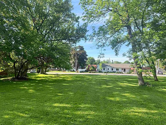 4th image of LOT 1 10th St