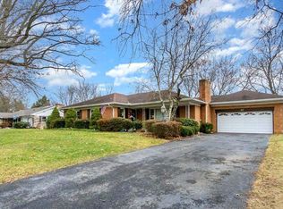 515 Saint Johns Dr, Camp Hill, PA