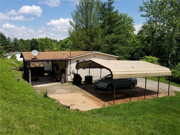 2nd image of 5059 Crystal Dr