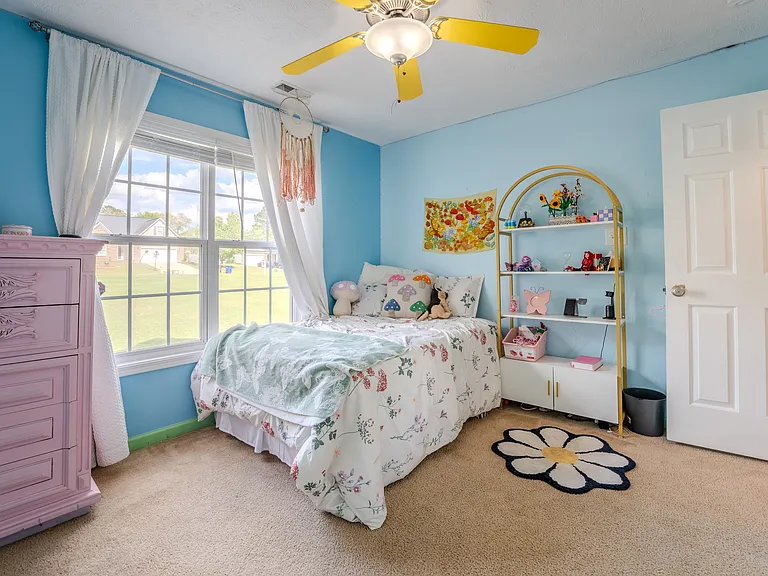 220 Dolphin Dr — Photo 22