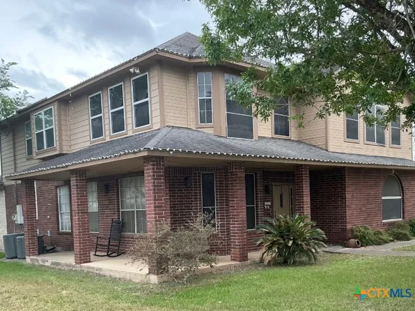 601 State Highway 123 N, Stockdale, TX 78160