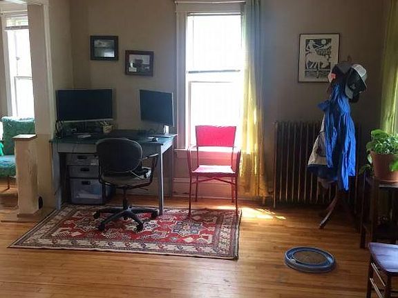 3rd image of 2445 Harriet Ave