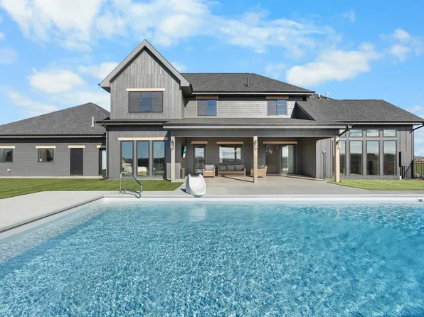 48259 263rd St, Brandon, SD 57005