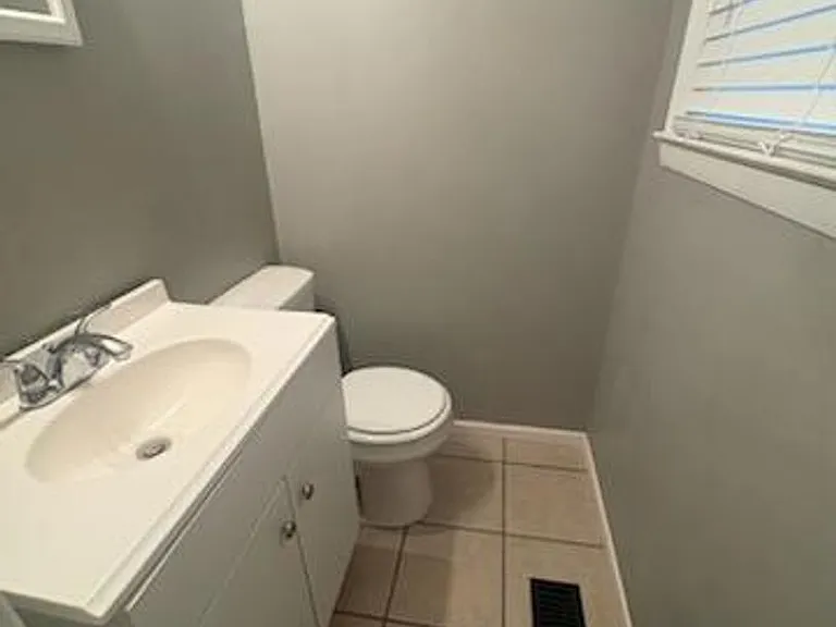 2668 Vernon Dr — Photo 10