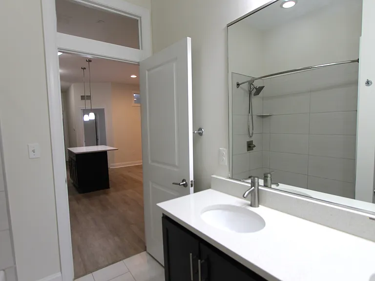 The Greenview — Photo 40