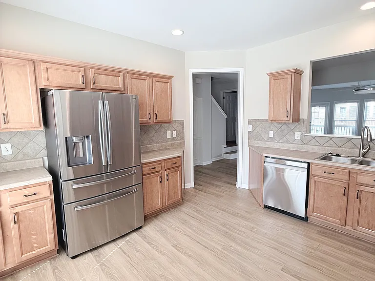 3968 Boston Common St — Photo 7