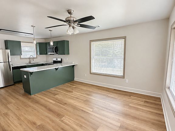 3rd image of 33 McMurrian Rd