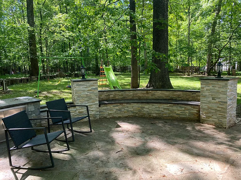 7700 Warfield Rd — Photo 19