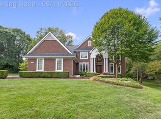 1741 High Meadows Blvd, Oakland, MI 48363