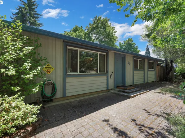 1613 Quaker St, Eugene, OR 97402