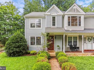 12181 Flag Harbor Dr, Germantown, MD