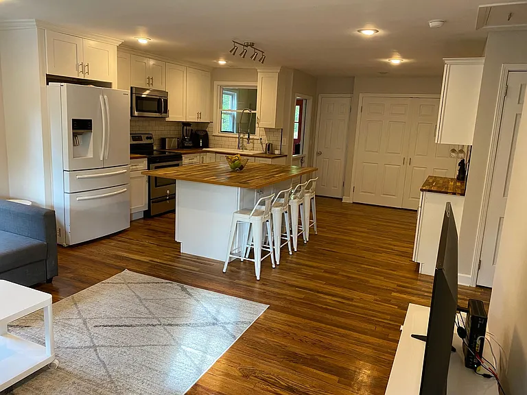 413 Myrtle St — Photo 6