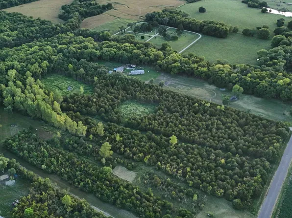 0 103rd St SW, Wakarusa, KS 66546