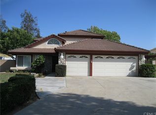 11070 Country Bluffs Rd, Riverside, CA 92505