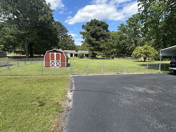 2nd image of 349 Woods Edge Rd