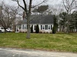 8 Spencer Dr, Plymouth, MA 02360