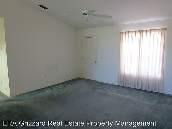 4th image of 37143 Sandy Ln