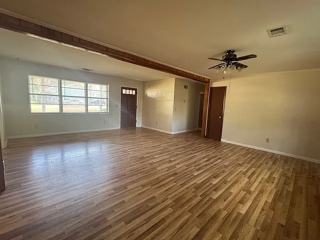 146 Anderson Dr — Photo 5