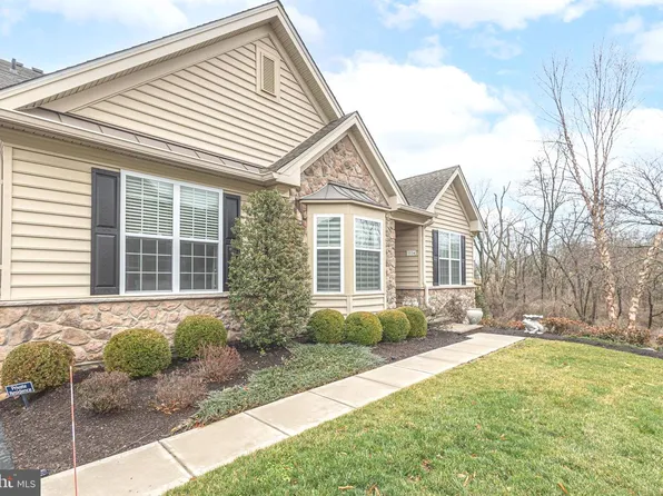 1114 Webb Dr, Perkasie, PA 18944