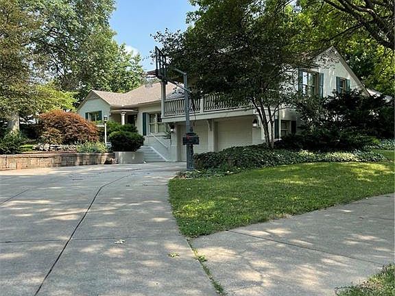 4th image of 2401 Ohio Blvd