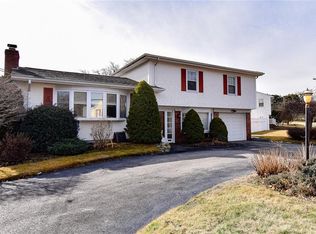 164 Cherry Hill Rd, Johnston, RI 02919
