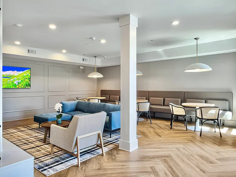 Welcome to the Residences at Sawmill - Luxury Apartment Homes Now Leasing in Summerville, SC