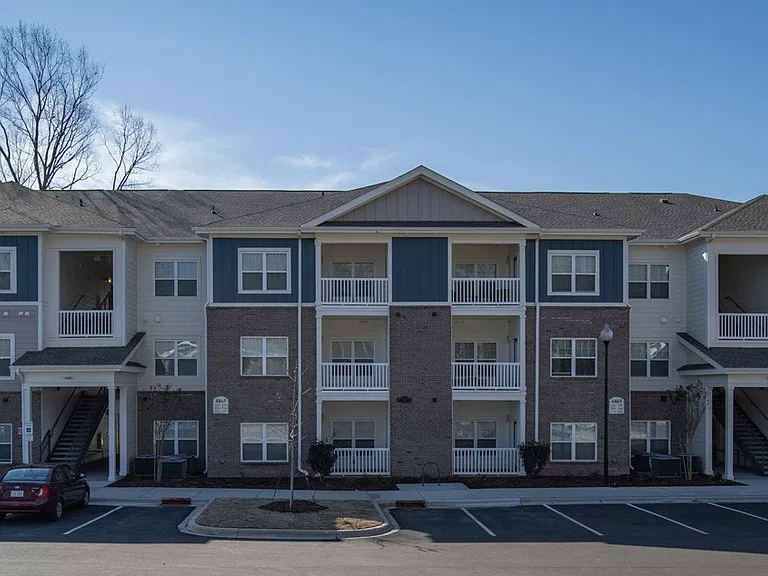 Parkside at Hickory Grove — Photo 23