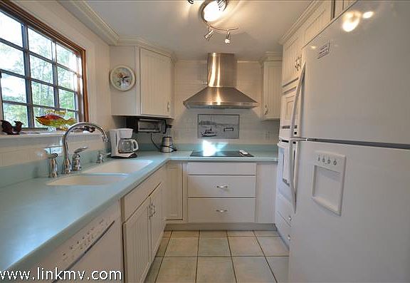 Updated & Renovated Kitchen Area