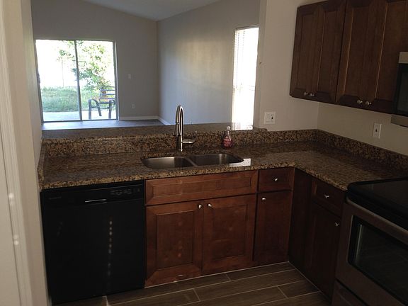 4th image of 300 Indian Point Cir